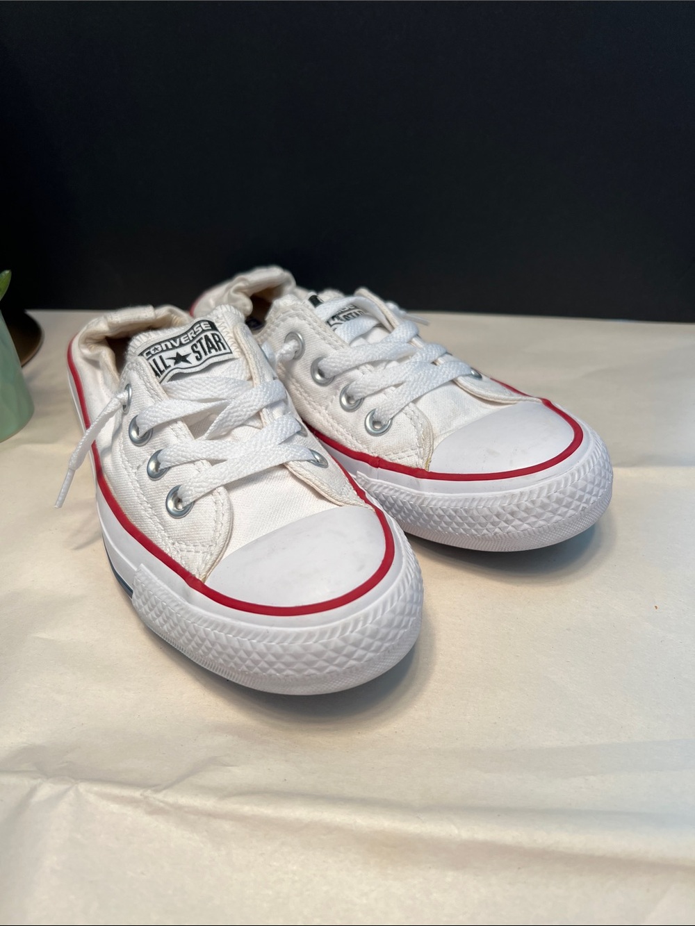 Converse White Low-Top Canvas Sneakers with Red Stripe Size 6.5 (euro 36.5) - Picture 2 of 7